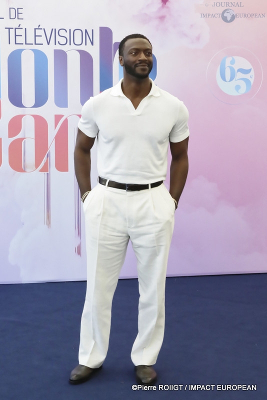 6R5A4207Aldis HODGE