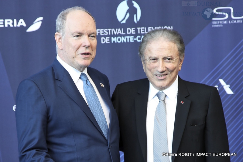 Albert II de Monaco et Michel Drucker à la 65 e édition du Festival de Télévision de Monte-Carlo, le 12 juin 2026.