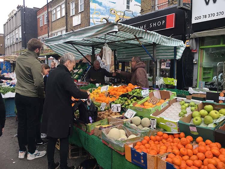 The street market as animated space: an ethnographic exercise<br srcset=