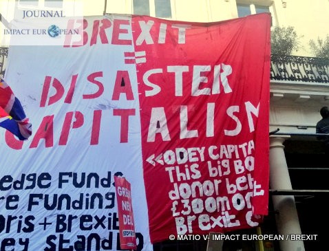 Brexit – Londres: des dizaines de milliers de manifestants pour un second référendum