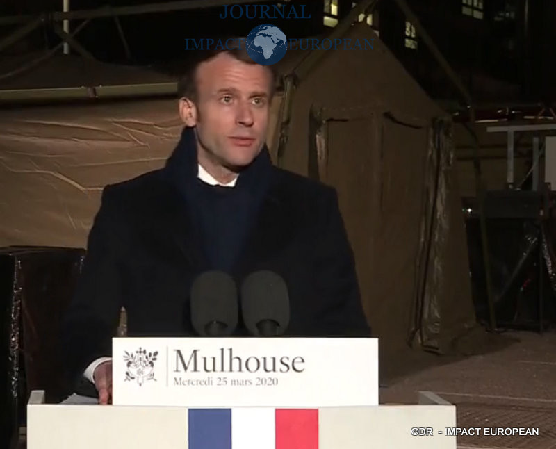 Coronavirus : Emmanuel Macron promet « un plan massif d&rsquo;investissement » et  vingt-cinq premières ordonnances adoptées par Conseil des ministres