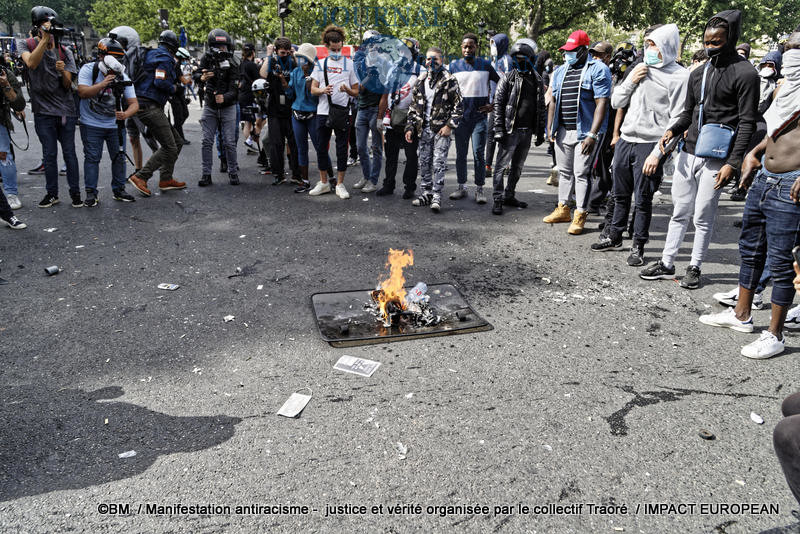 manif Adama Traore 69