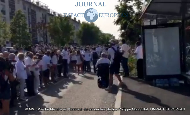 Marche blanche en l'honneur du conducteur de bus Philippe Monguillot