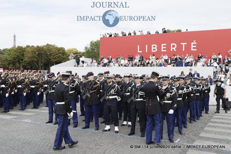 defile 14 juillet 2020 07