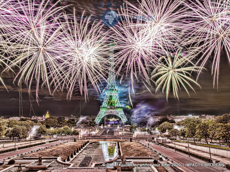 feu artifice tour eiffel 2020 06