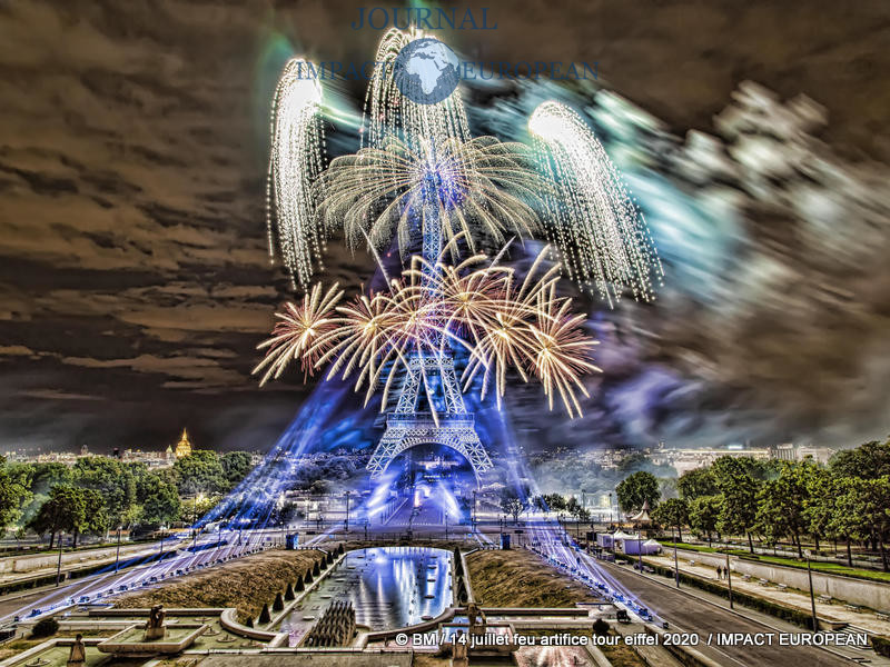 feu artifice tour eiffel 2020 09