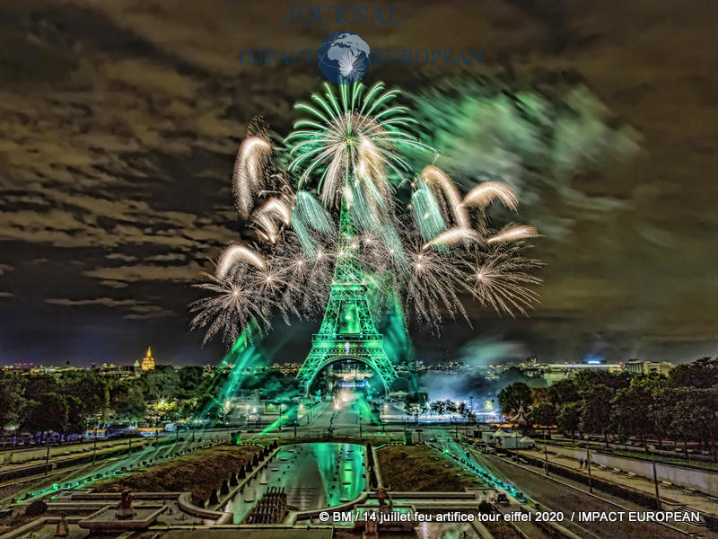 feu artifice tour eiffel 2020 12