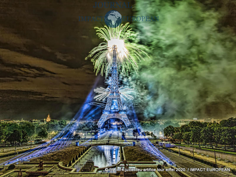 feu artifice tour eiffel 2020 36