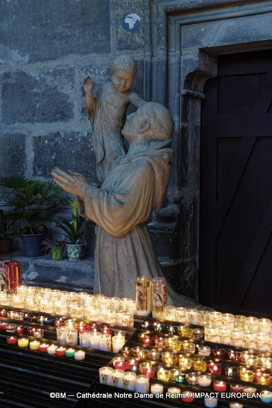 Cathédrale Notre-Dame de Reims 03