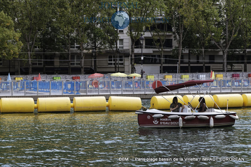 paris plage bassin de la villette 06