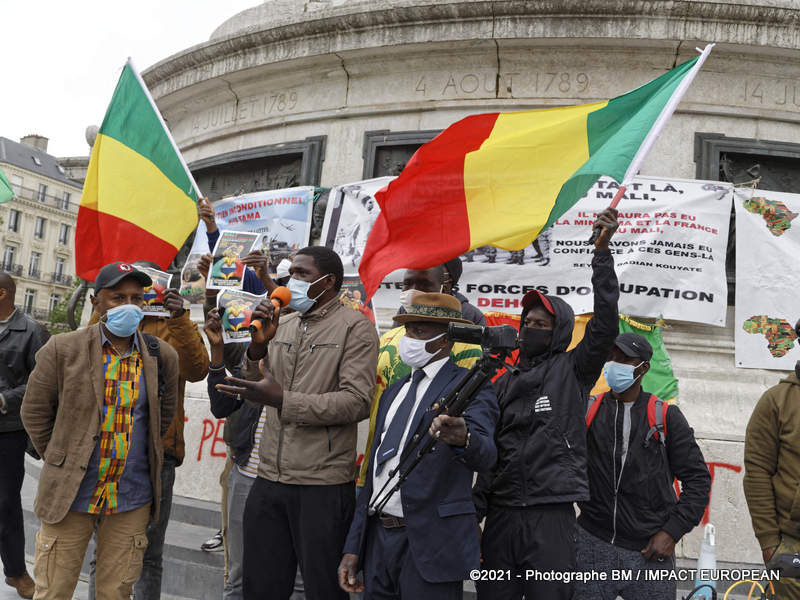 Mali: Rassemblement à Paris, « fin » de l’opération Barkhane