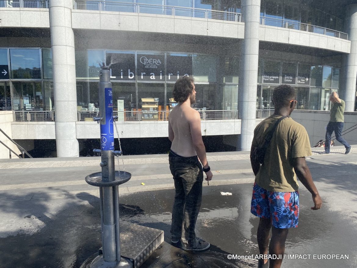 Mouvement de grève dans les piscines à Paris : les négociations trainent