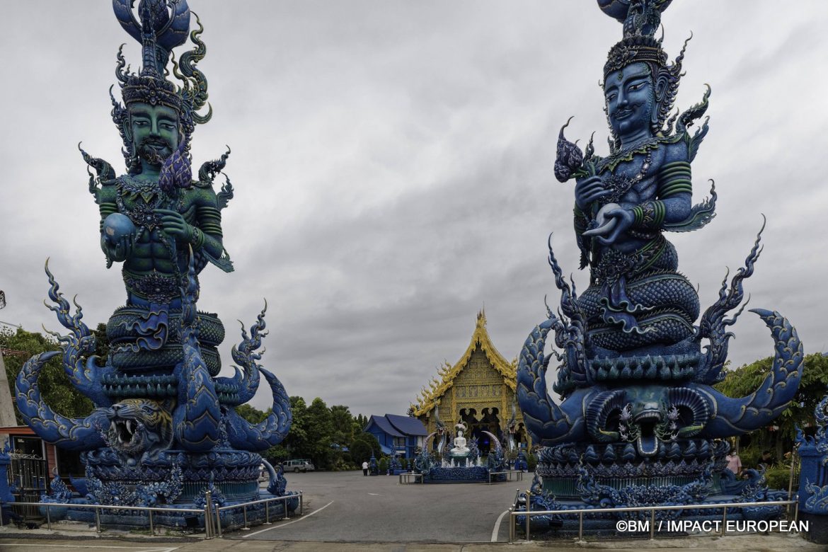 Thaïlande: WAT RONG SUEA TEN OU LE TEMPLE BLEU