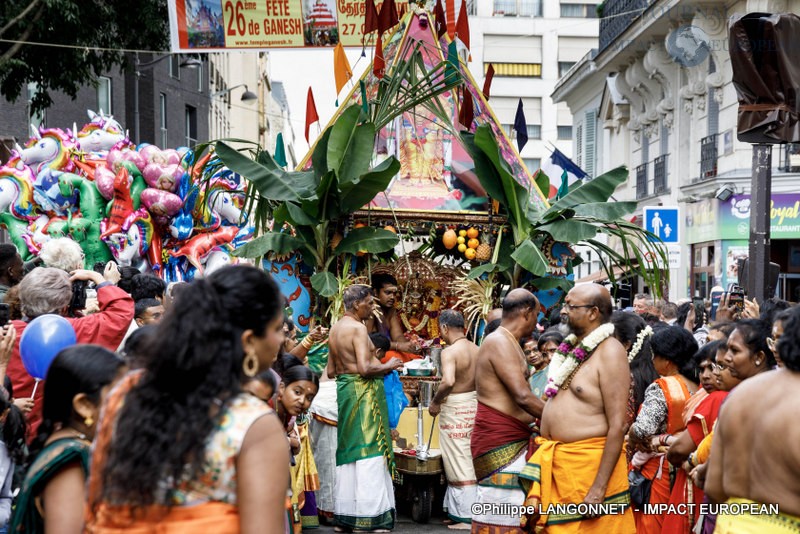 LA NOIX DE COCO A L&rsquo;HONNEUR POUR LA FETE DE GANESH
