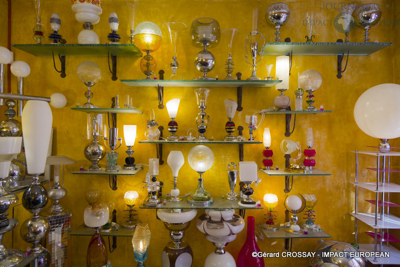 METAL D’ALCOVE, l’atelier d’Eric KATZ, sculpteur de luminaires à Montmartre