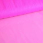 Zachte bruidstule 3 meter breed fluor fuchsia