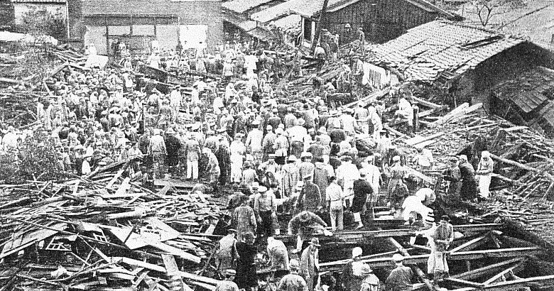 1934_Typhoon_Muroto_damage_at_Nishijin