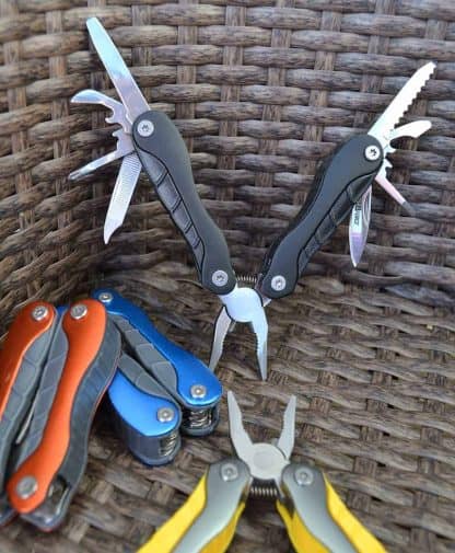 Multi-tool mini