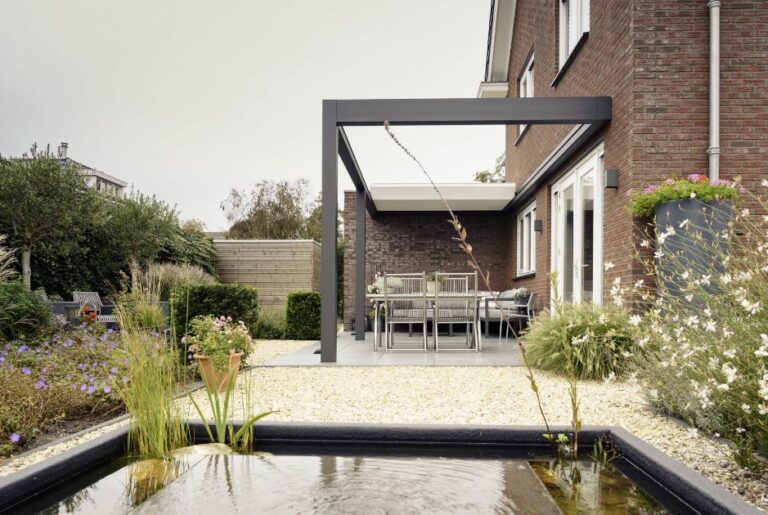 Terrasoverkapping laten plaatsen