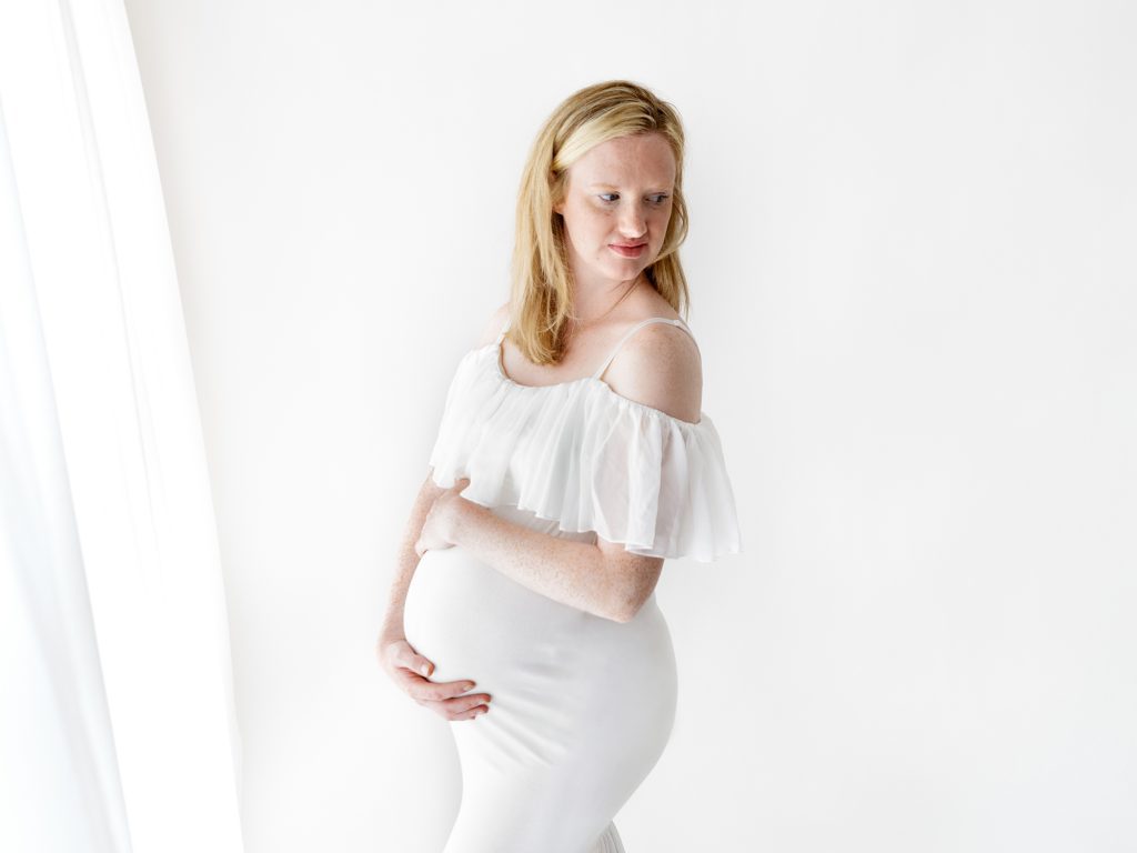 all white maternity photography Edinburgh