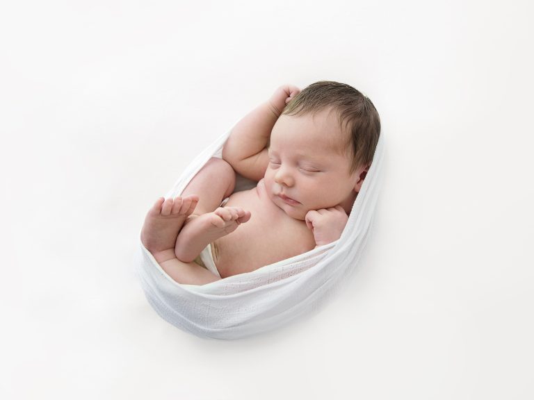 all white newborn photos, egg wrap