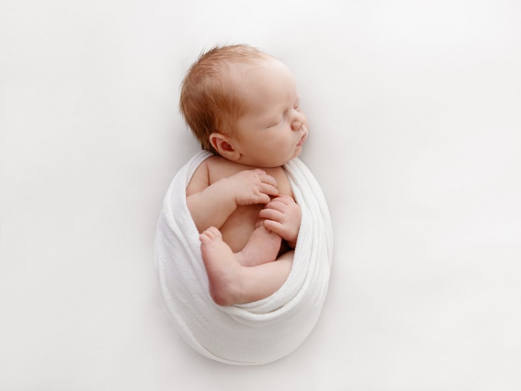 all white newborn photos edinburgh