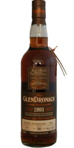 Eine Flasche Glendronach 1993 aus Fass 8933