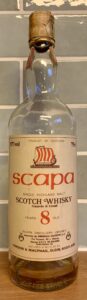 Eine Flasche Scapa 08-year-old von Gordon & MacPhail