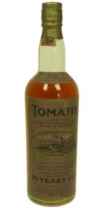 Eine Flasche 10-jähriger Tomatin, abgefüllt in den 1960ern.