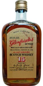 Eine Flasche Glenfarclas 15-year-old All Malt