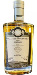 Eine Flasche BenRiach 1985 von Malts of Scotland