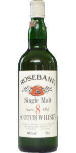 Grüne Flasche, weißes Label: Nein, kein Laphroaig, sondern ein 8-jähriger Rosebank aus den 70ern.
