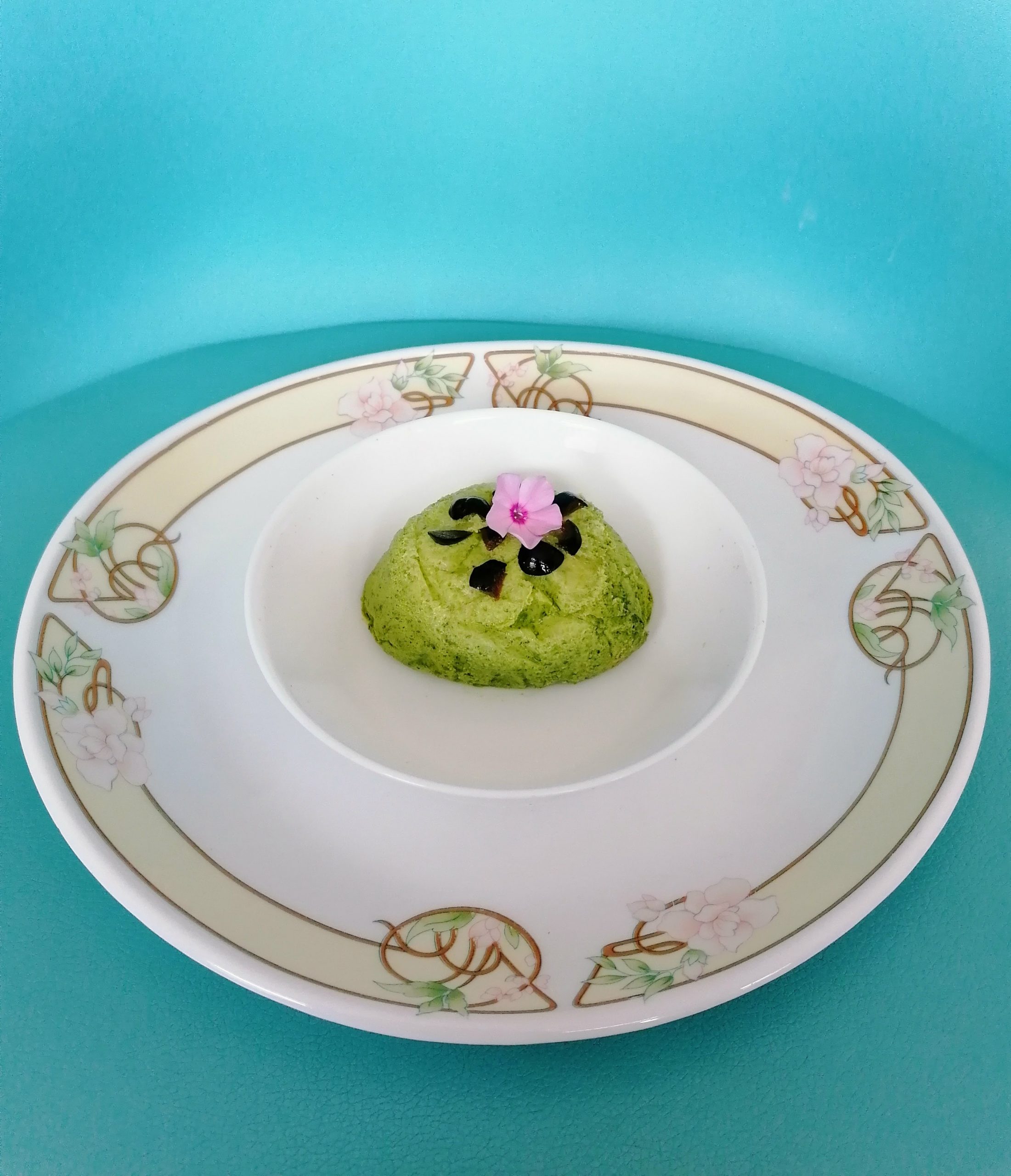 Spinach quiche with paturain
