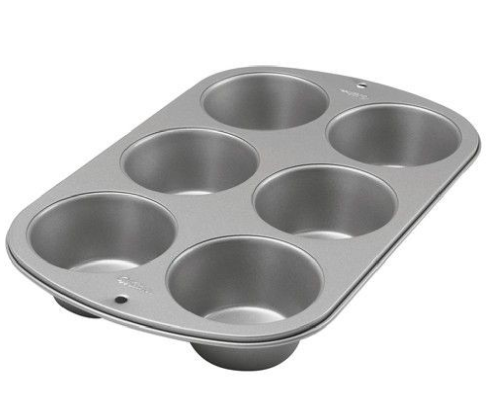 muffin baking tin for spinach quiche with paturain