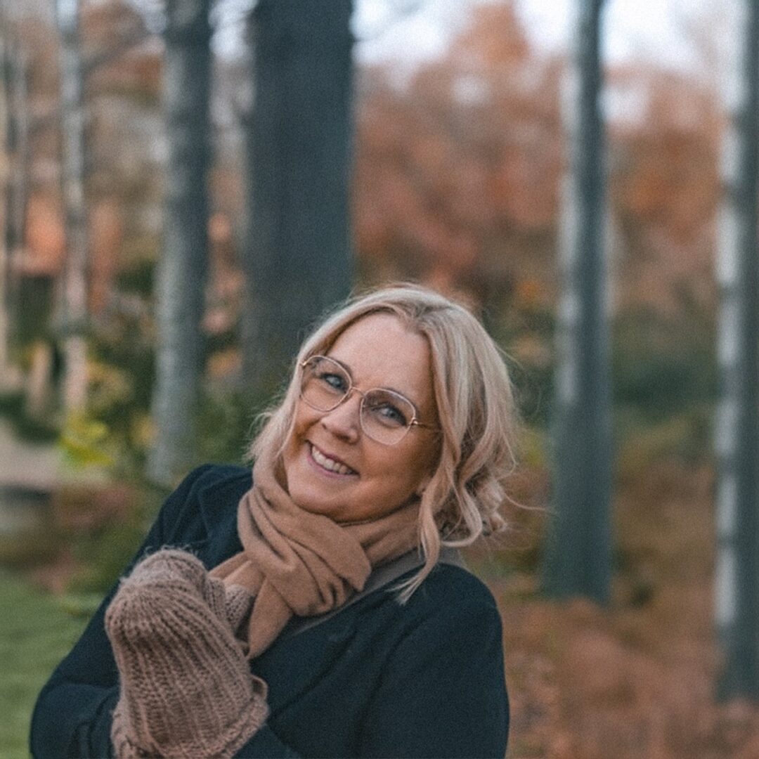 artistbild-02-helene-hallnäs