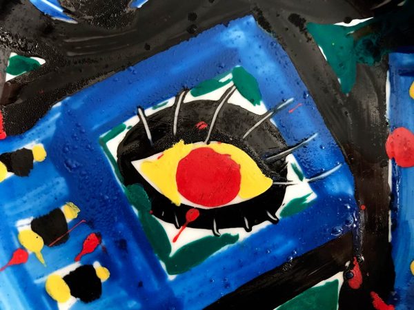 Kim Engelen, Yellow Eye, Black Man, Series Painted Plates, Earthenware, Detail Eye Front, 1999 Kim Engelen, Yellow Eye, Black Man, Series Painted Plates, Earthenware, Detail Eye Front, 1999