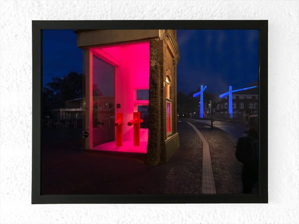 Kim Engelen, Questioning my Significance No.3, Night-Shot, Framed Photograph, 30 x 40 cm (11,81 x 15,75 in), 2021 Kim Engelen, Questioning my Significance No.3, Night-Shot, Framed Photograph, 30 x 40 cm (11,81 x 15,75 in), 2021