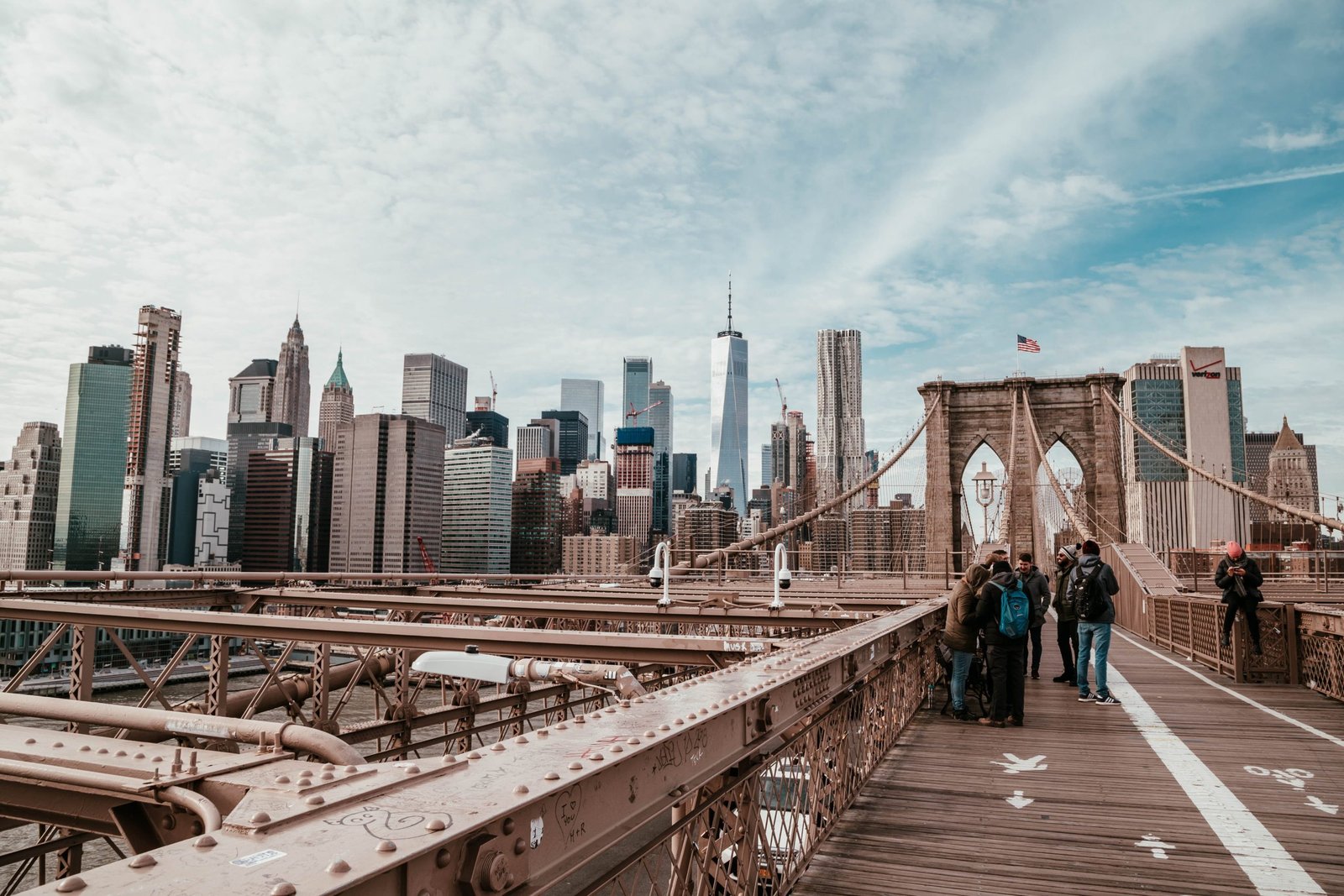 pexels-arthur-brognoli-2260784