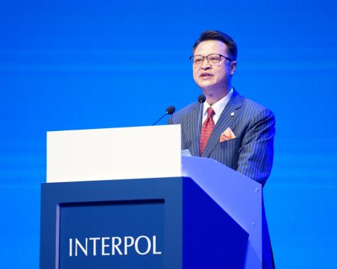 Hu Binchen valdes nyligen till delegat av den verkställande kommittén i Interpol