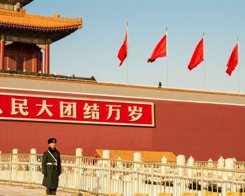 Himmelska fridens port i Peking.