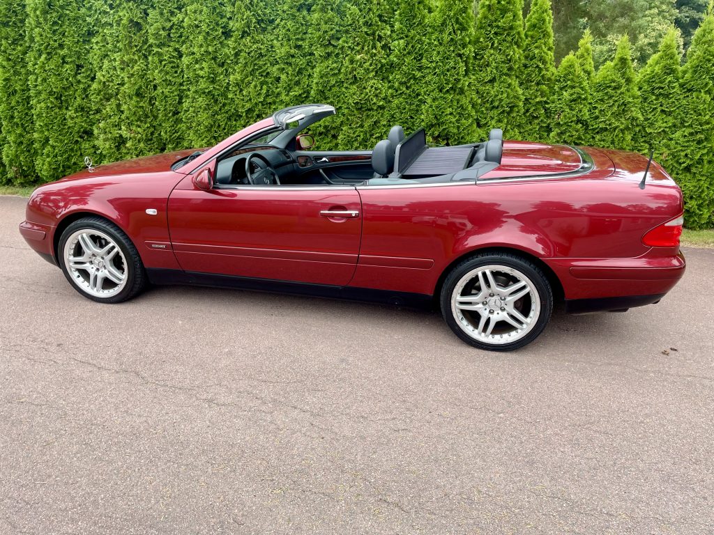 Mercedes-Benz CLK 230 Kompressor Cabriolet Elegance Automat