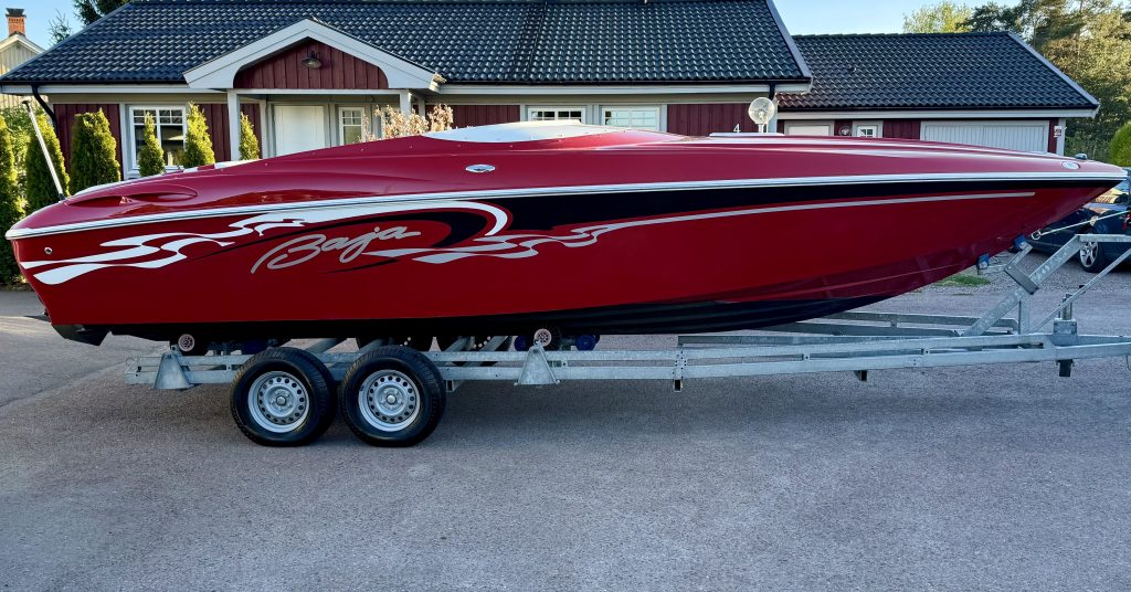 BAJA 245 H2X Boss  Baja H2X Boss Svensksåld MPI 425hp 350 Timmar