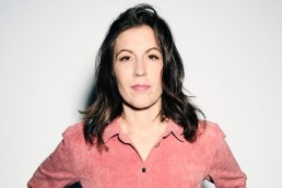 Lisa Röstlund författare till Norgeparadoxen och Skogslandet