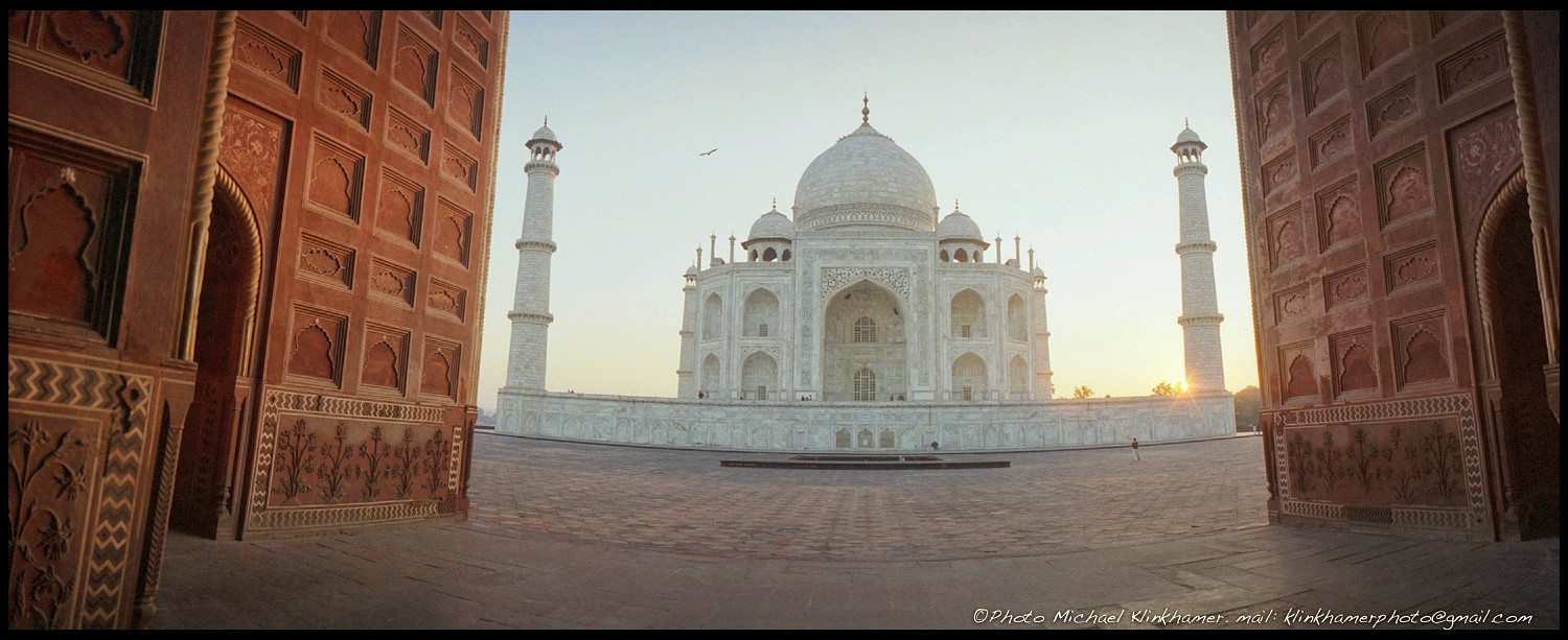 De Taj Mahal vanuit een ongebruikelijk perspectief