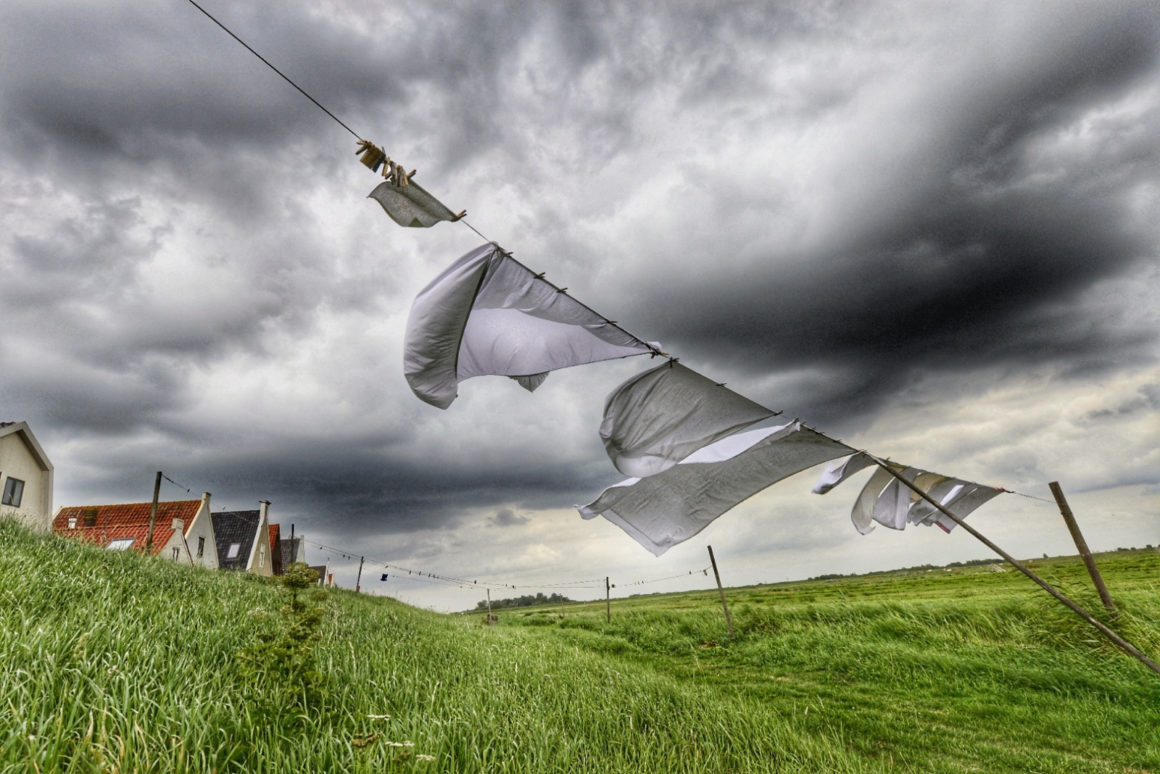 unique landscape photo tour inspired by the famous Dutch writer Nescio laundry