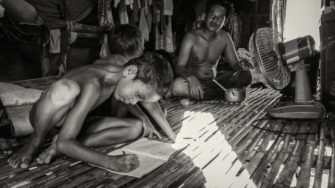 cambodia poverty slums boys education ccf klinkhamer©