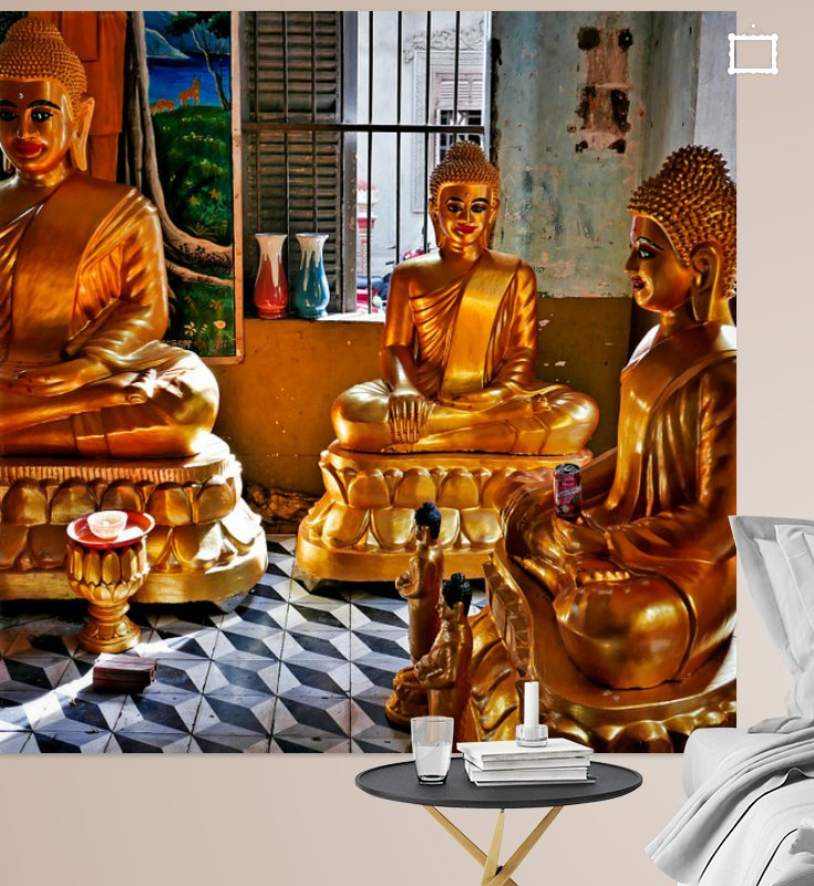 Golden buddha statues in Cambodia