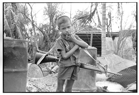 Al Rockoff aphoto_Cambodia war child