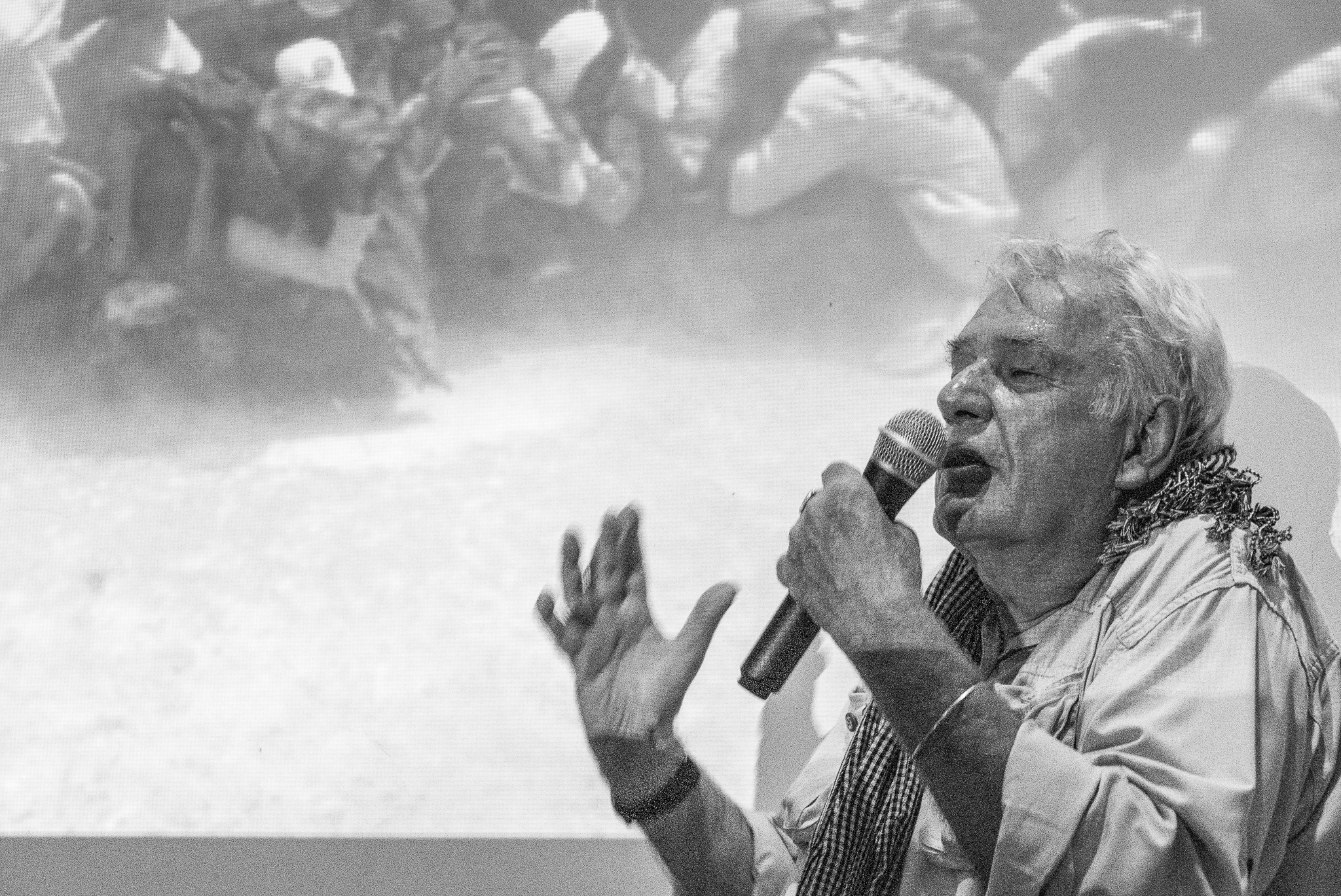 Tim Page during his lecture at Metahouse-Phnom Penh in 2015