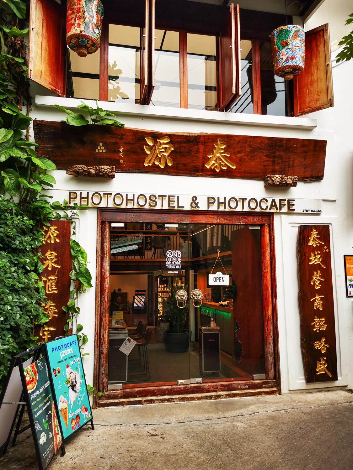 Photo Hostel & Cafe in Bangkok